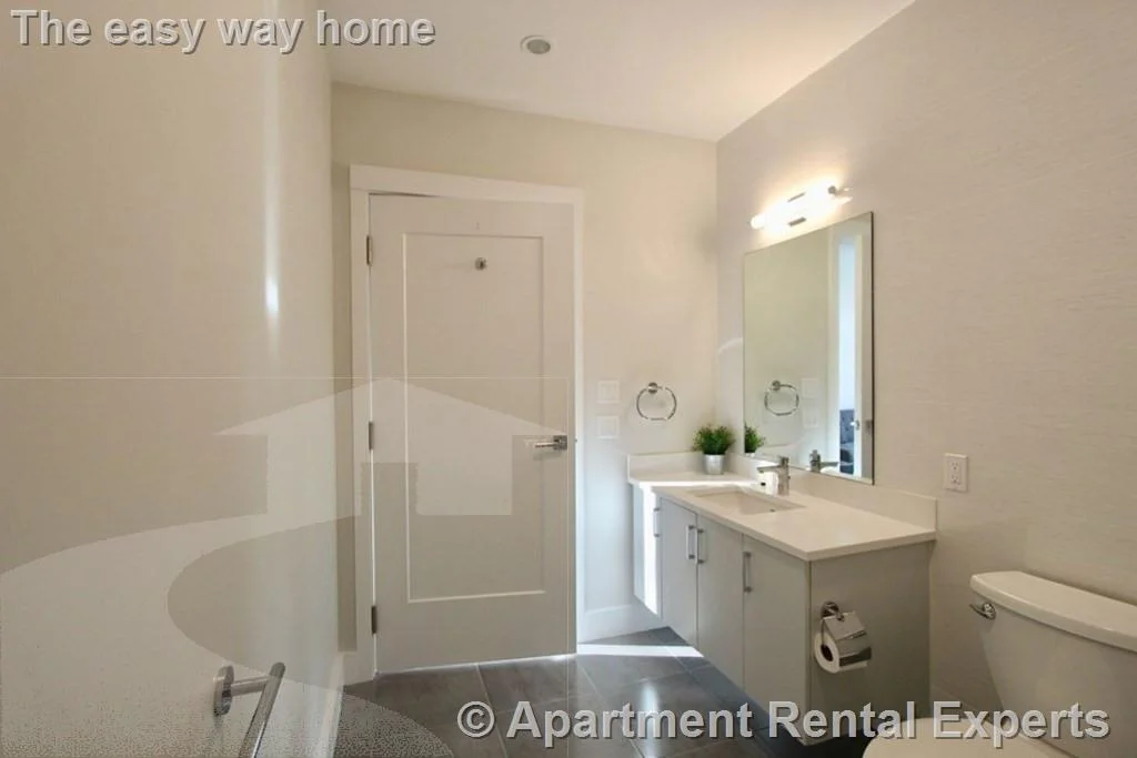 434 Mcgrath Hwy, Prospect Hill