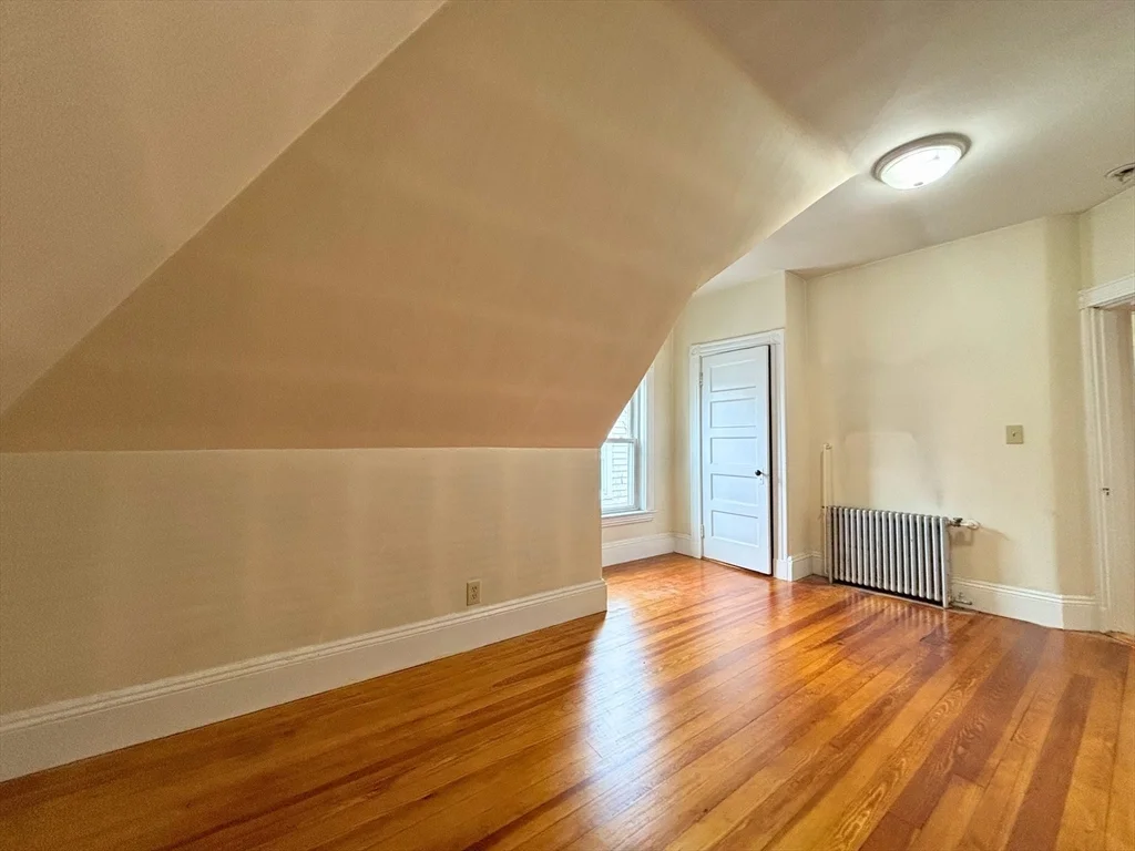 23 Park Rd, Belmont