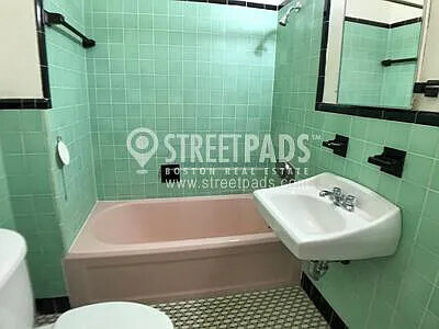 504 Beacon St, Back Bay