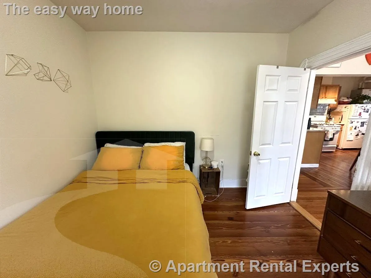 1056 Cambridge St, East Cambridge