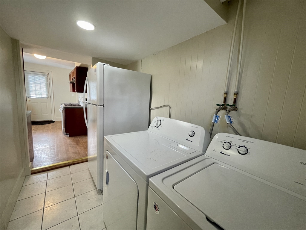 25 Oakland St, Newton