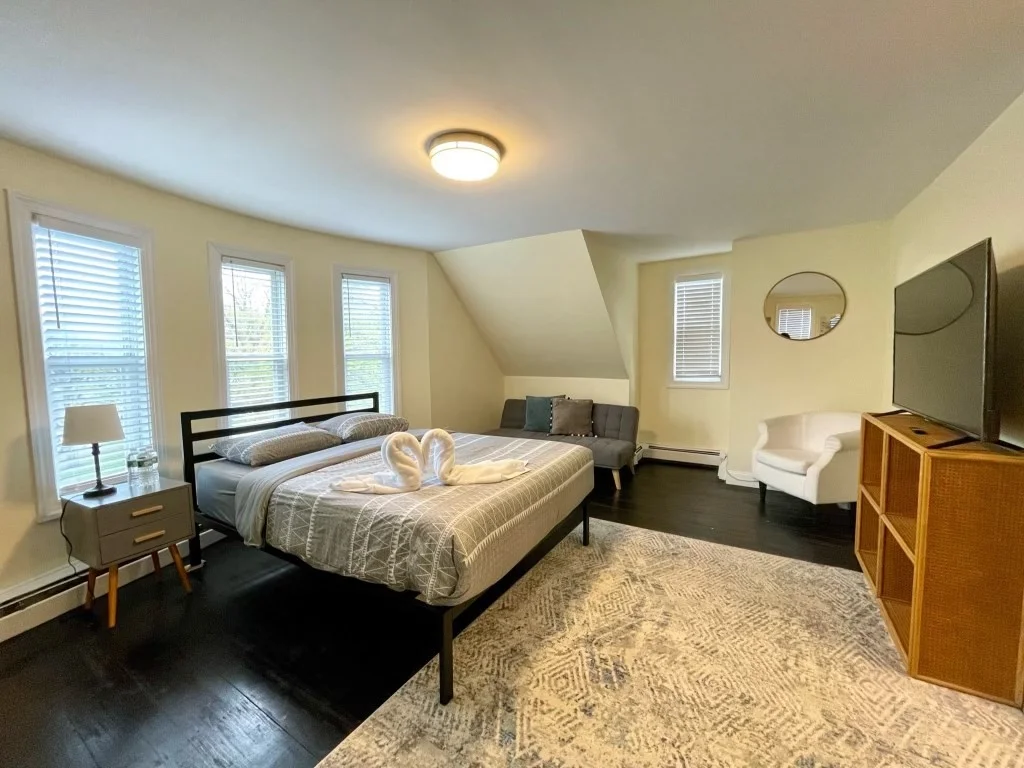 11 Bowdoin Ave, Dorchester
