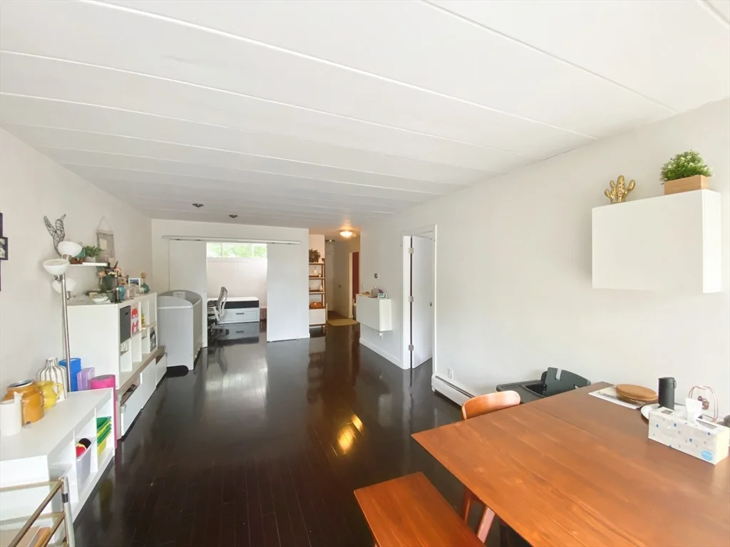 345 Harvard St, Mid-Cambridge