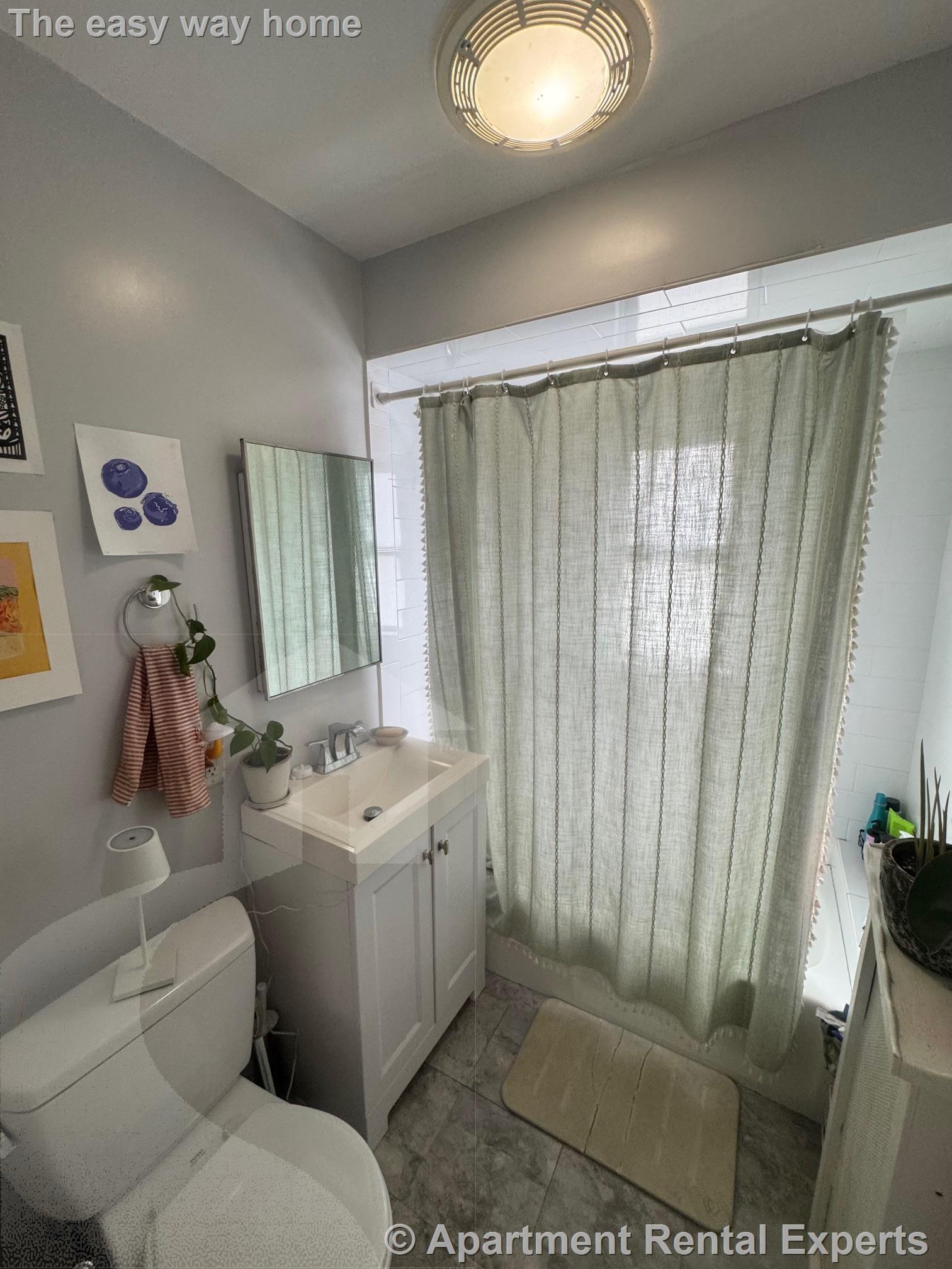 16 Corinthian Rd, Davis Square