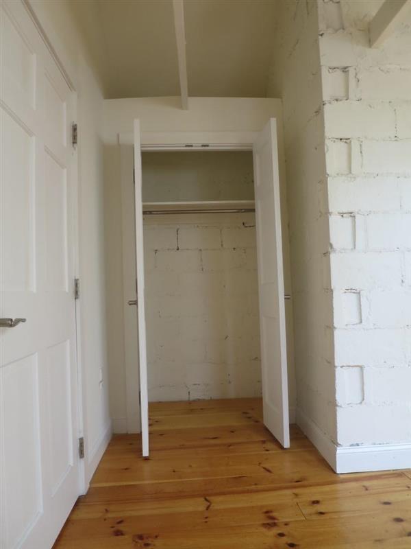 23 Lowell St, Spring Hill