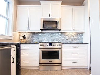 43 Old Harbor St, South Boston