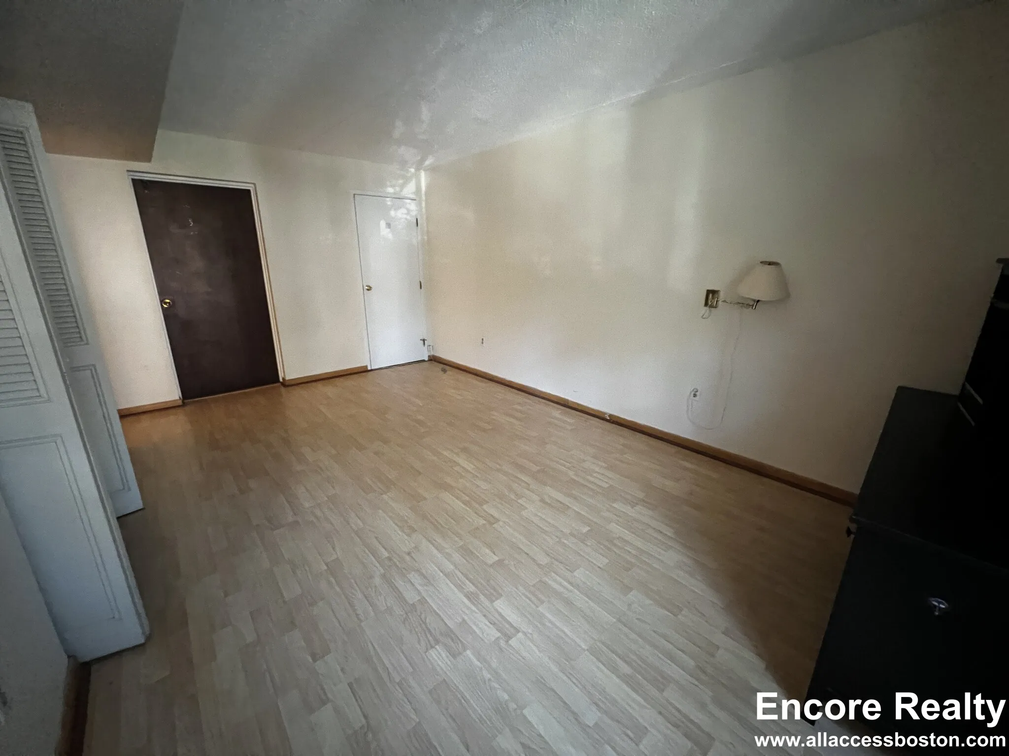 1243 Beacon St, Coolidge Corner