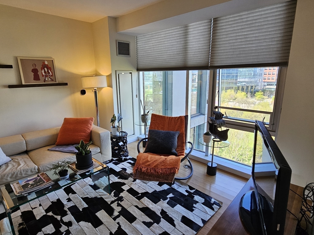 2 Earhart St, Cambridge