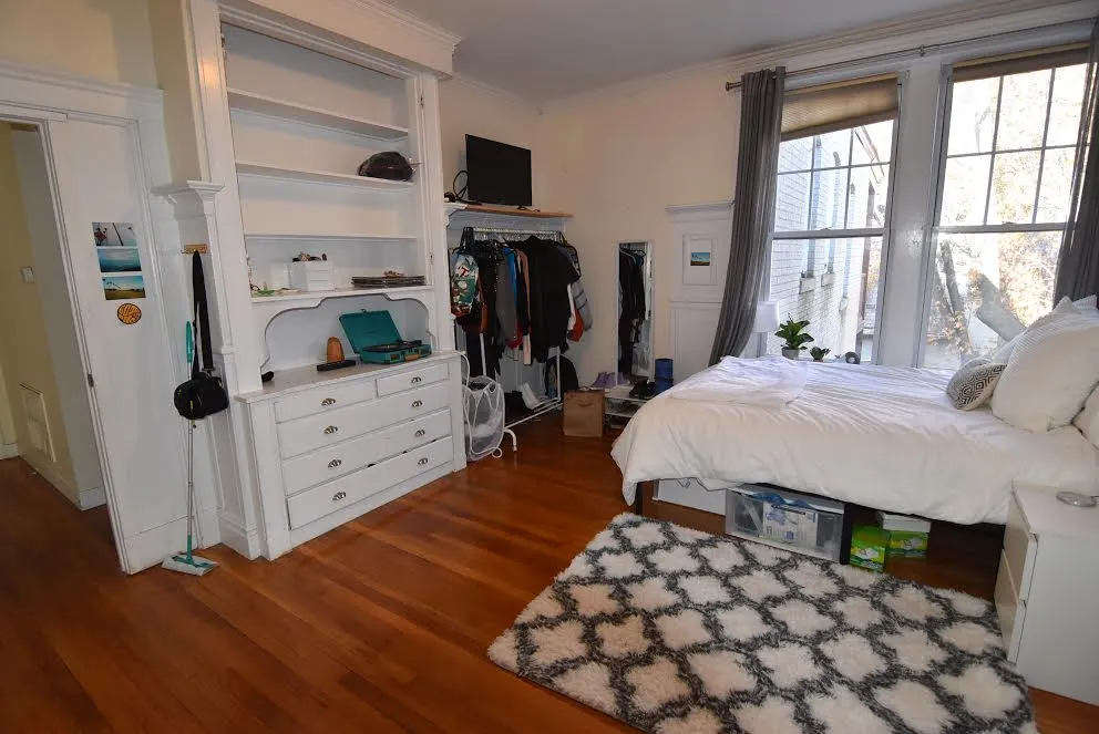 81 Gibbs, Coolidge Corner