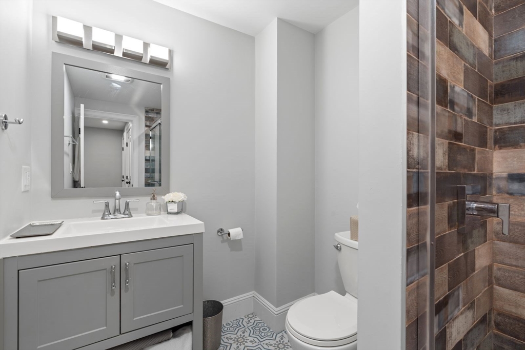 279 Gold St, South Boston