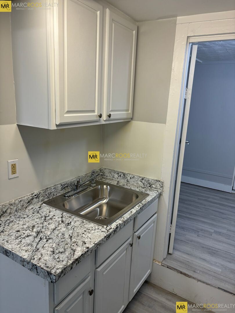 273 Maverick St, East Boston