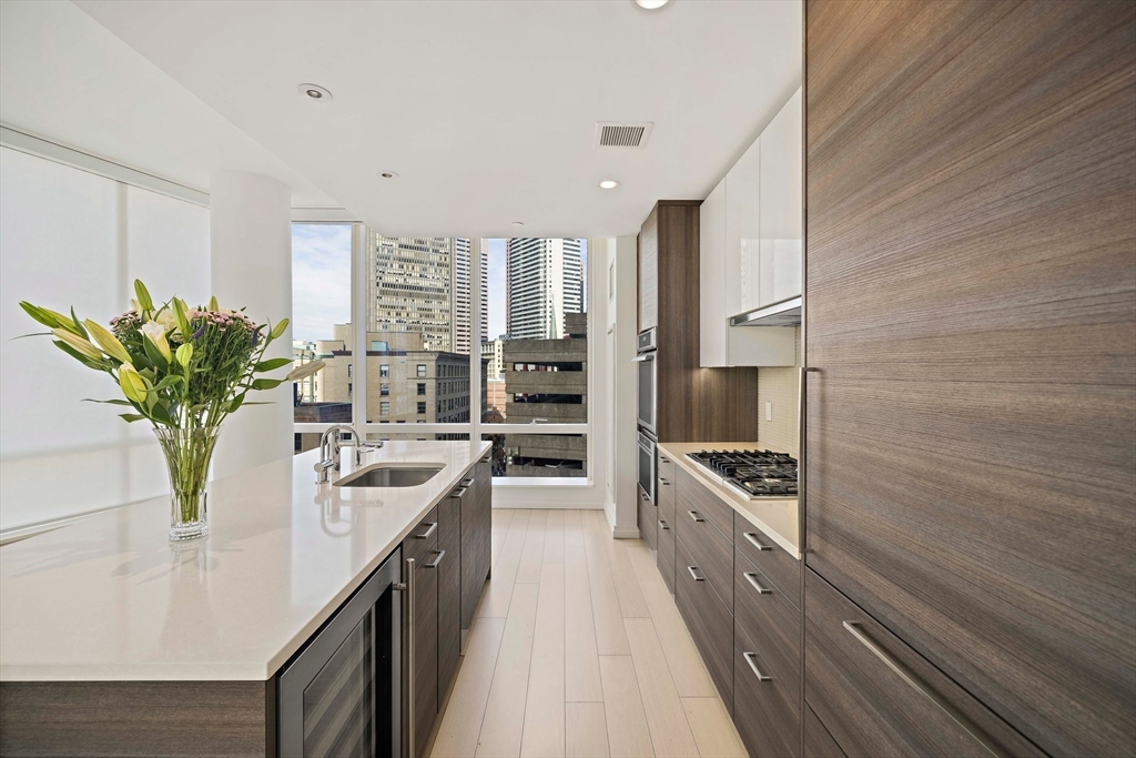 1 Franklin St, Midtown