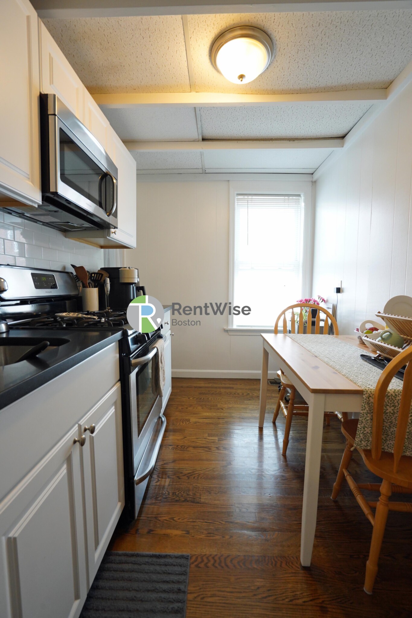 28 L St, South Boston