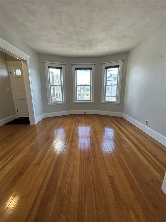 17 Oakland, Watertown