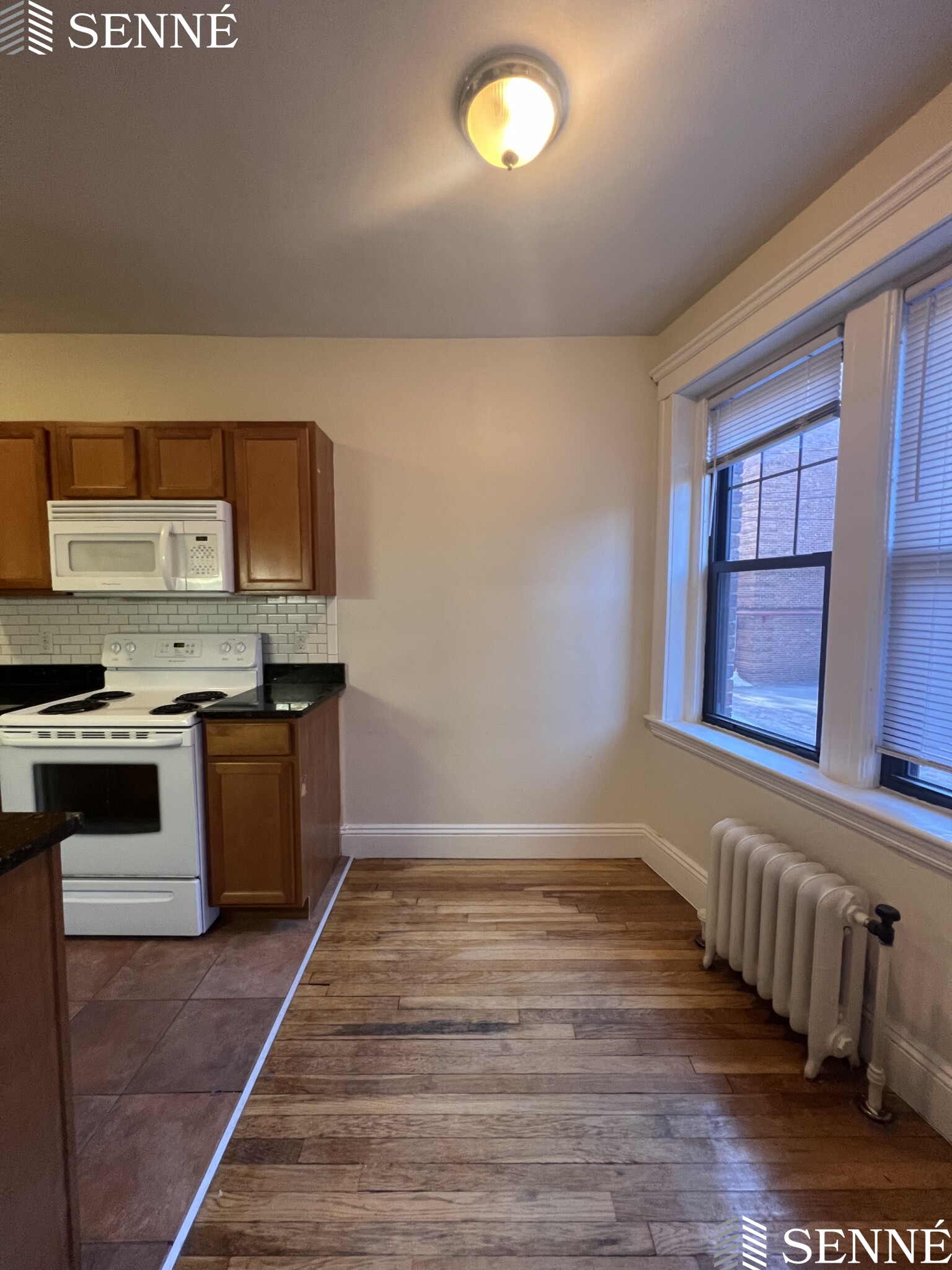 1558 Massachusetts Ave, Neighborhood Nine