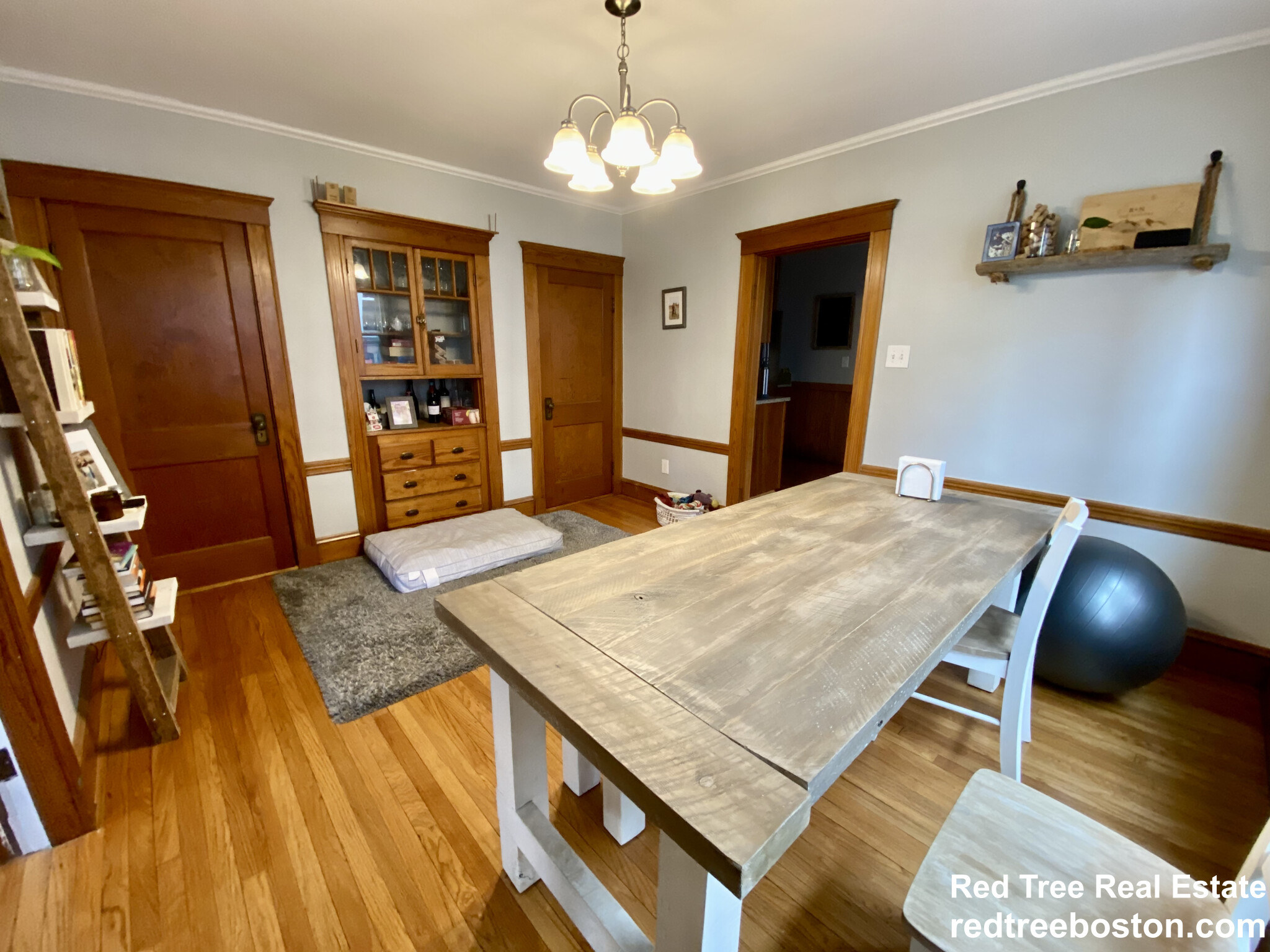 25 Saint Peter St, Jamaica Plain