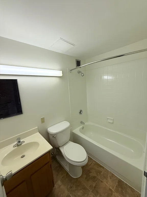 66 Westland Ave, Fenway