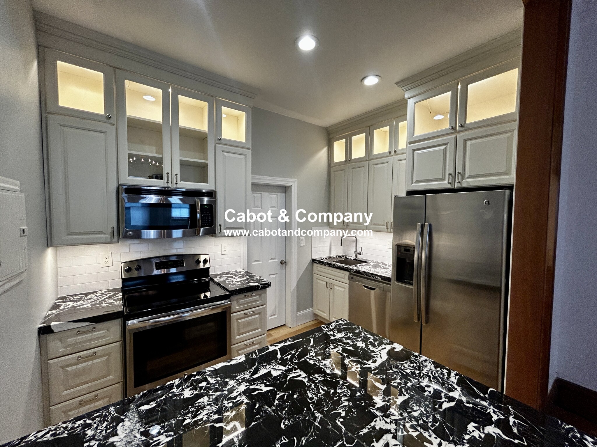 144 Commonwealth Ave, Back Bay