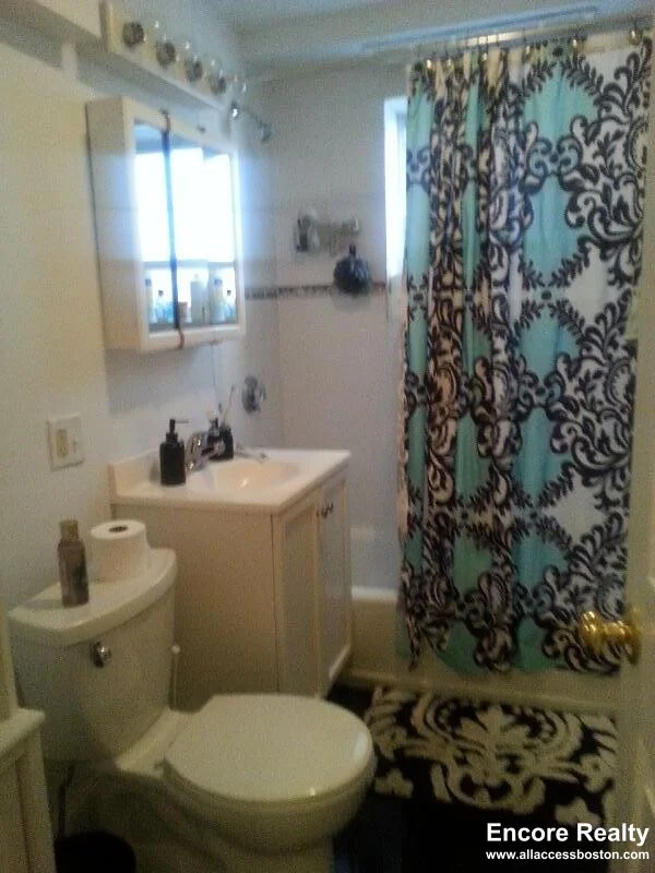 1555 Beacon St, Brookline