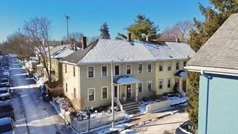 25 Lee St, Jamaica Plain