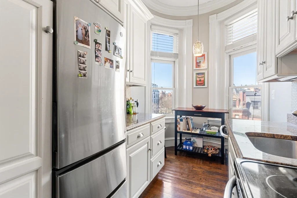 271 Dartmouth St, Back Bay