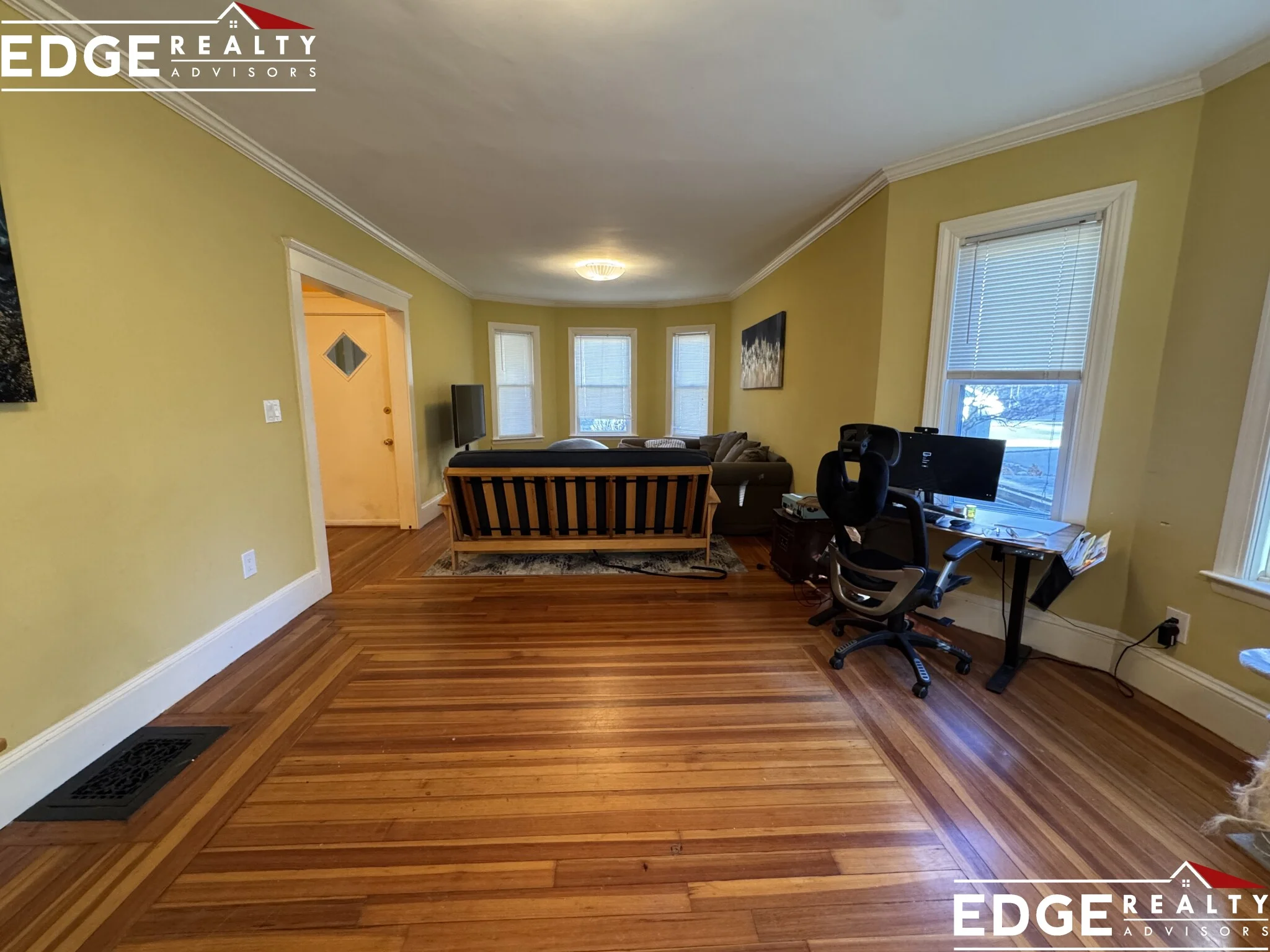 136 Summer St, Watertown