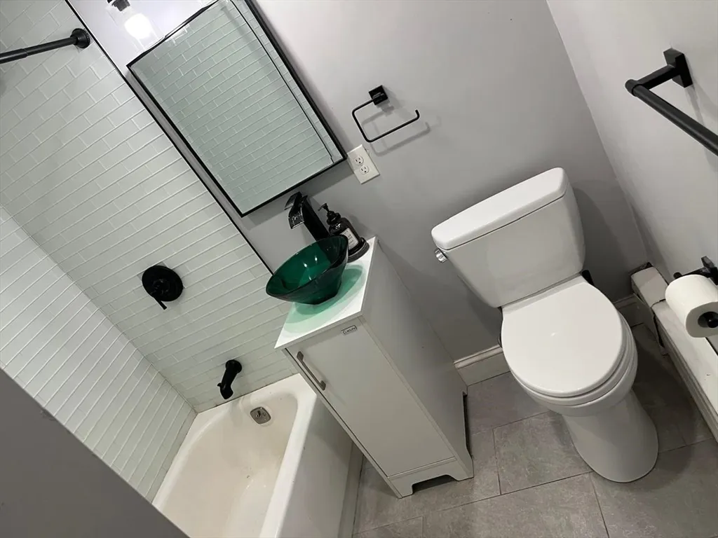 38 Juniper St, Brookline Village