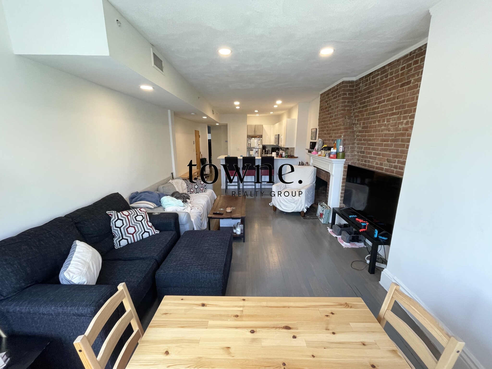 1406 Beacon St, Corey Hill