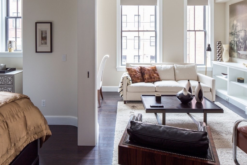 275 Marlborough St, Back Bay