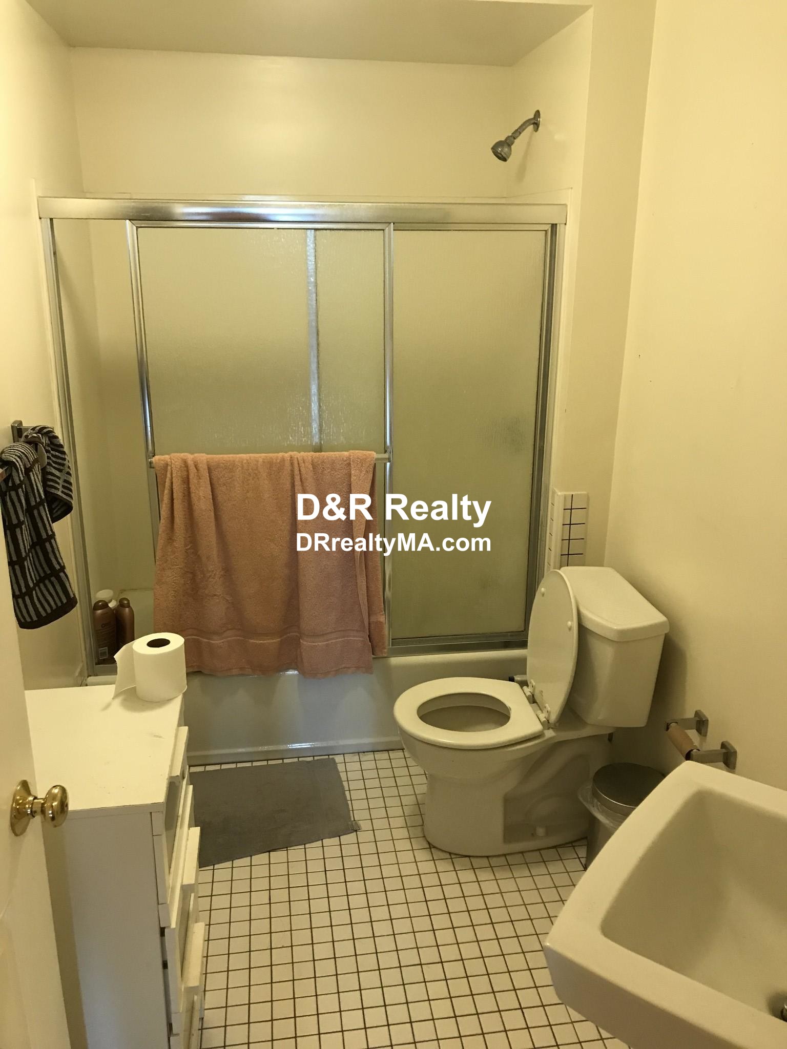 881 Massachusetts Ave, Central Square