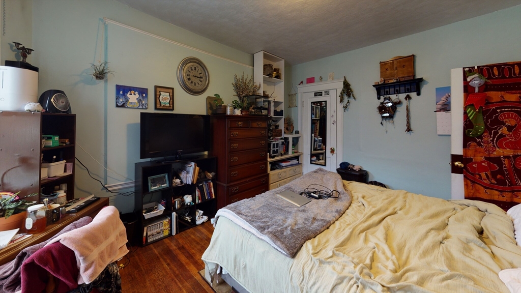 11 Ransom Rd, Boston