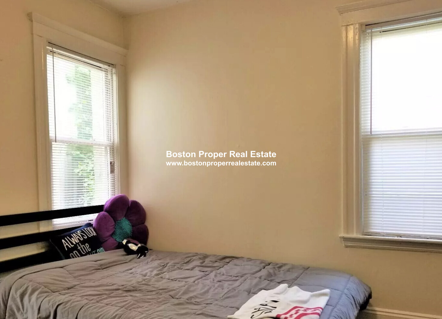 19 Melvin Ave, Brighton