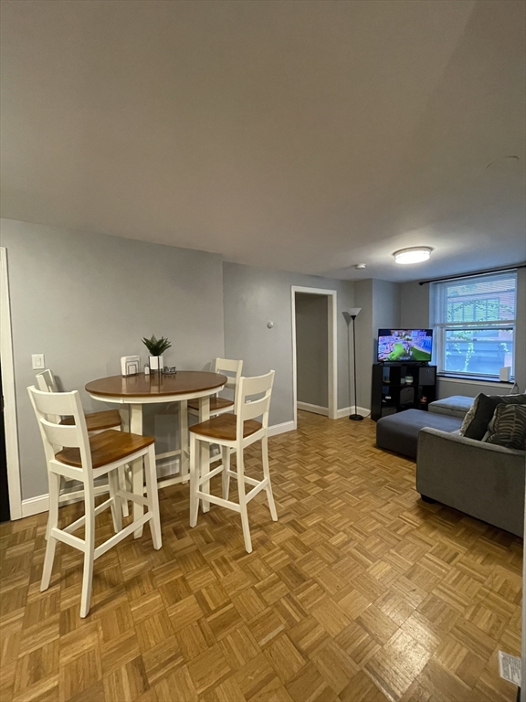 99 W 4th, South Boston