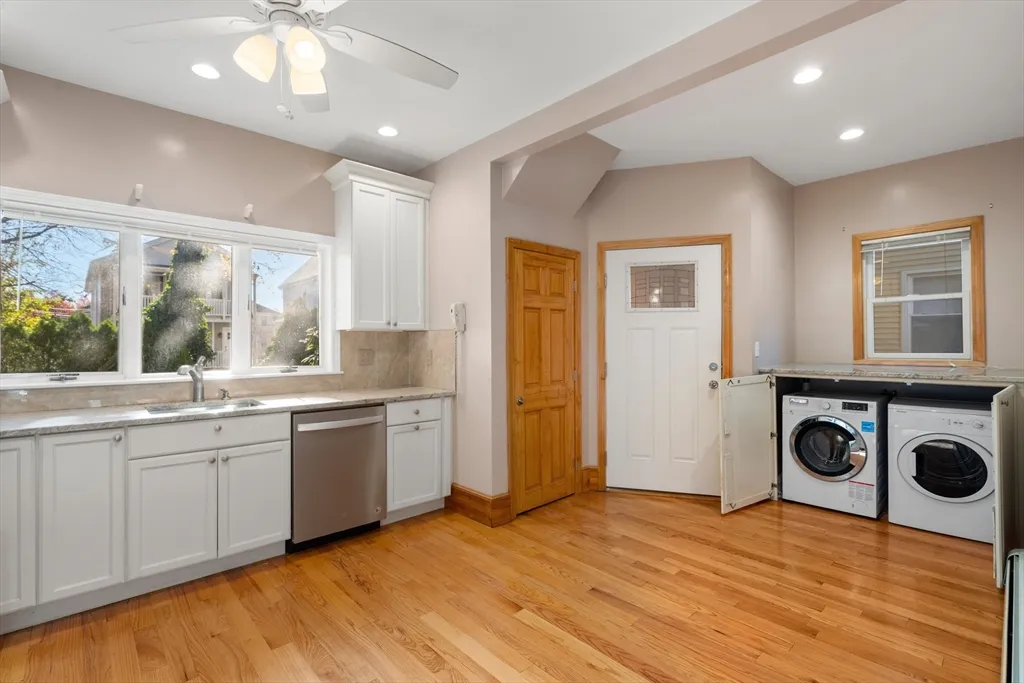 76 Dexter Ave, Watertown