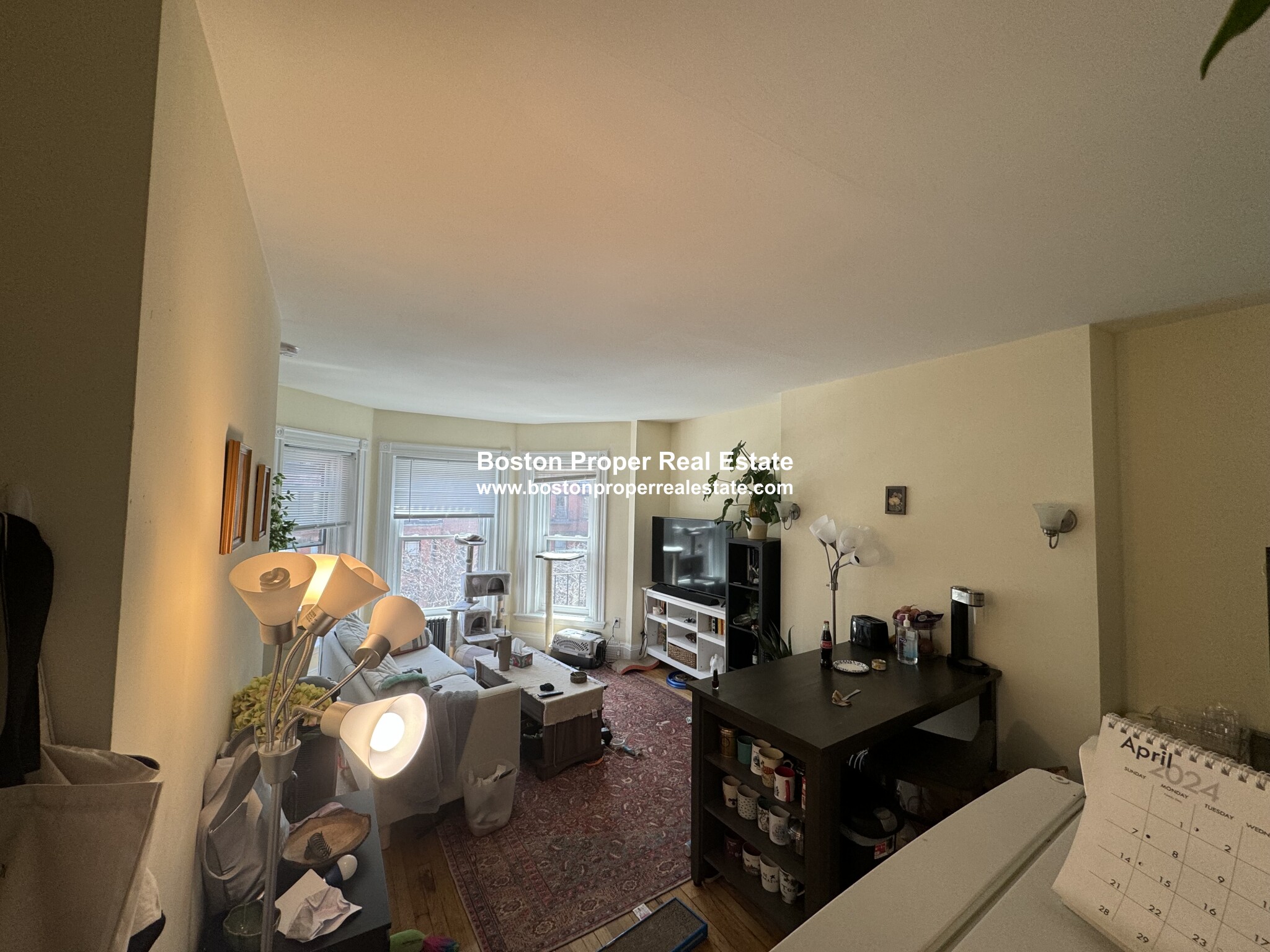 225 Newbury St, Back Bay