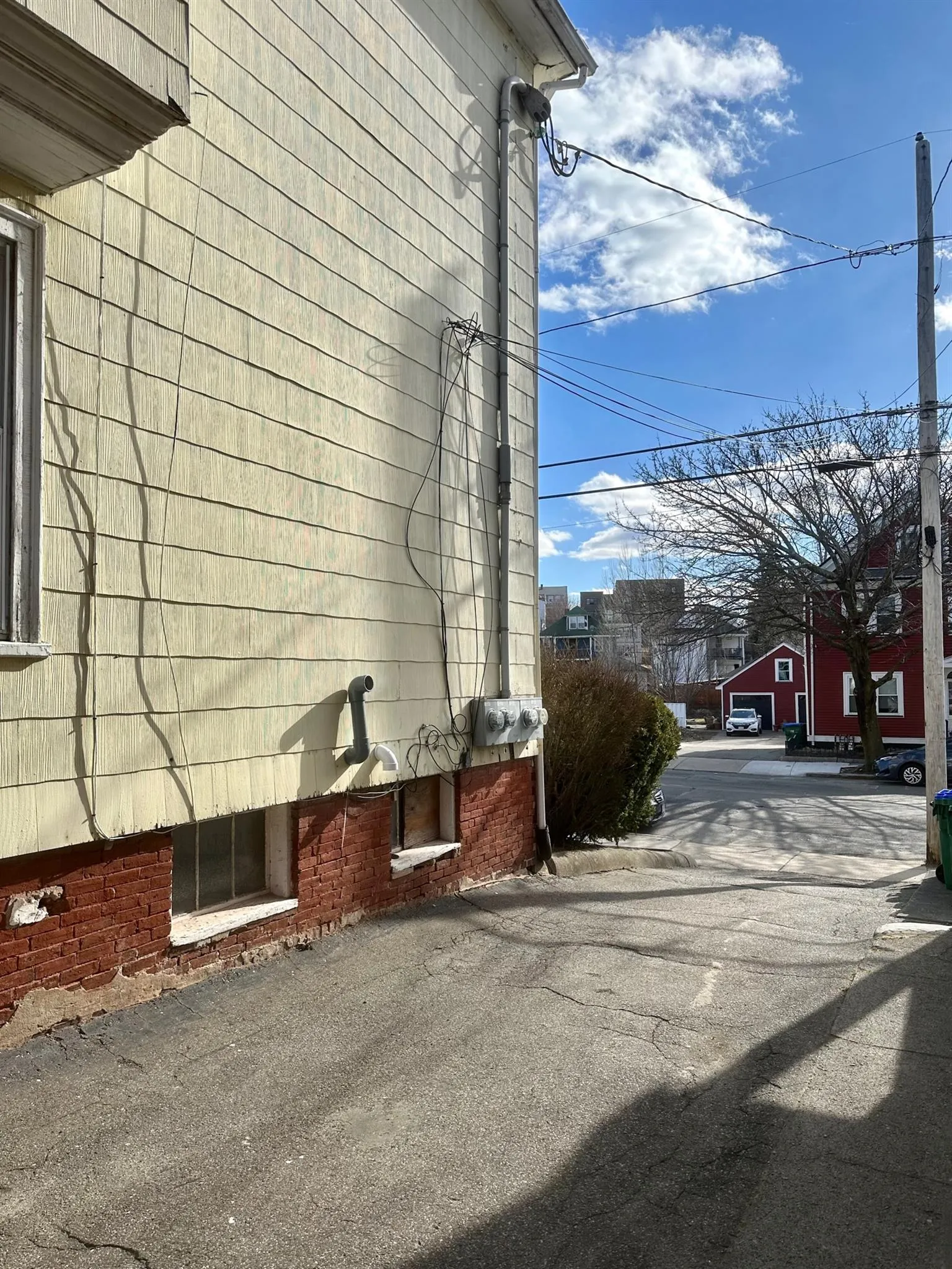 578 Main St, Medford