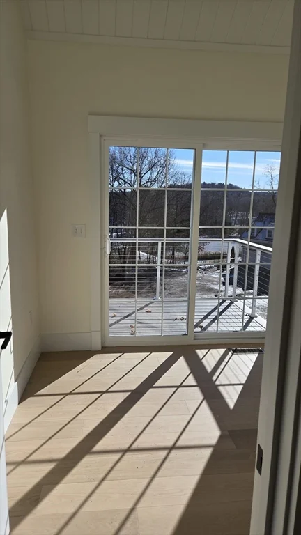 639 E Broadway, Riverside