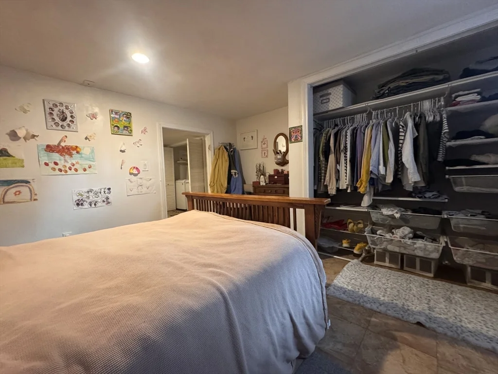 10-12 Webster St, Winchester