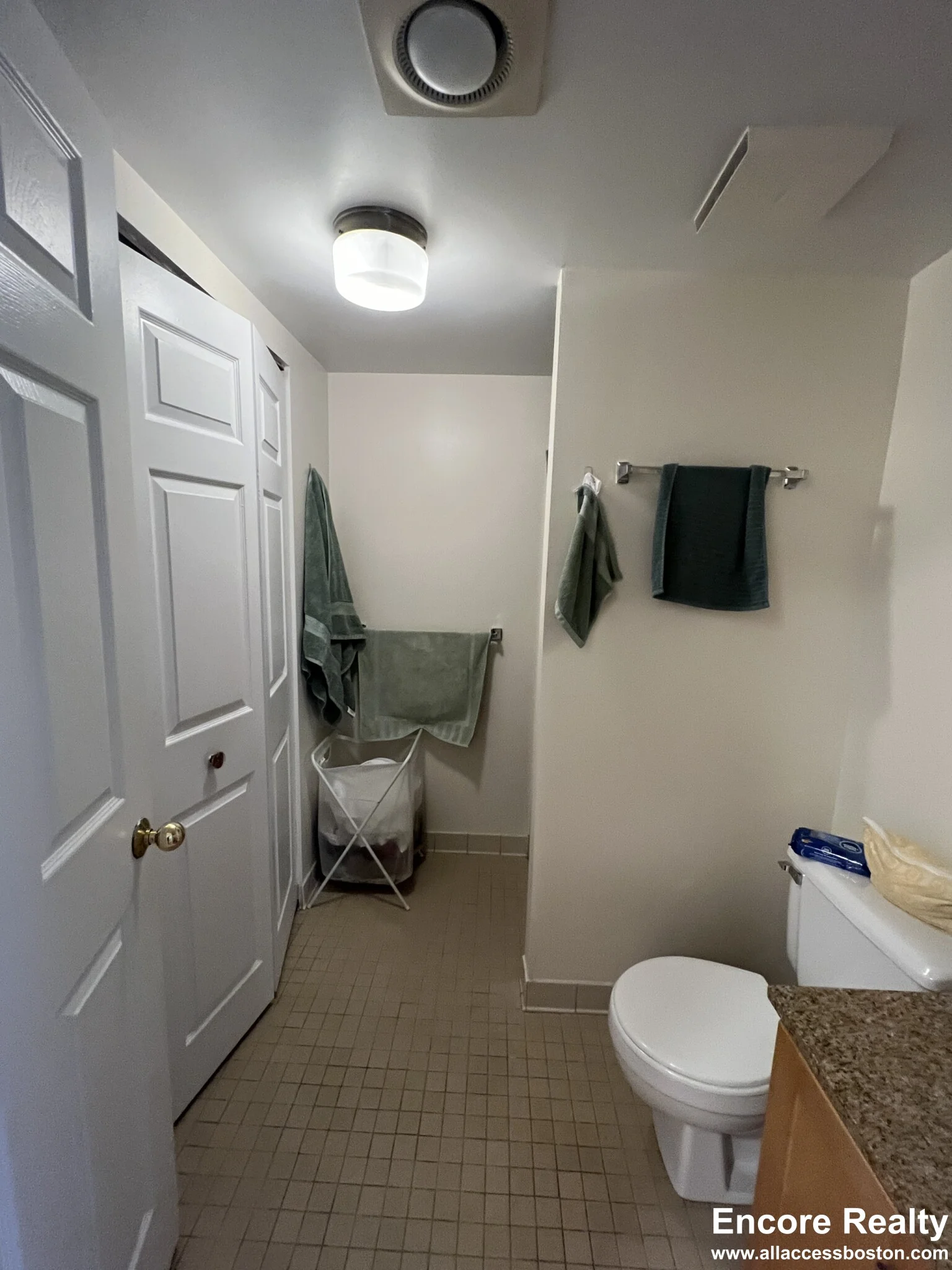 345 Franklin St, Riverside