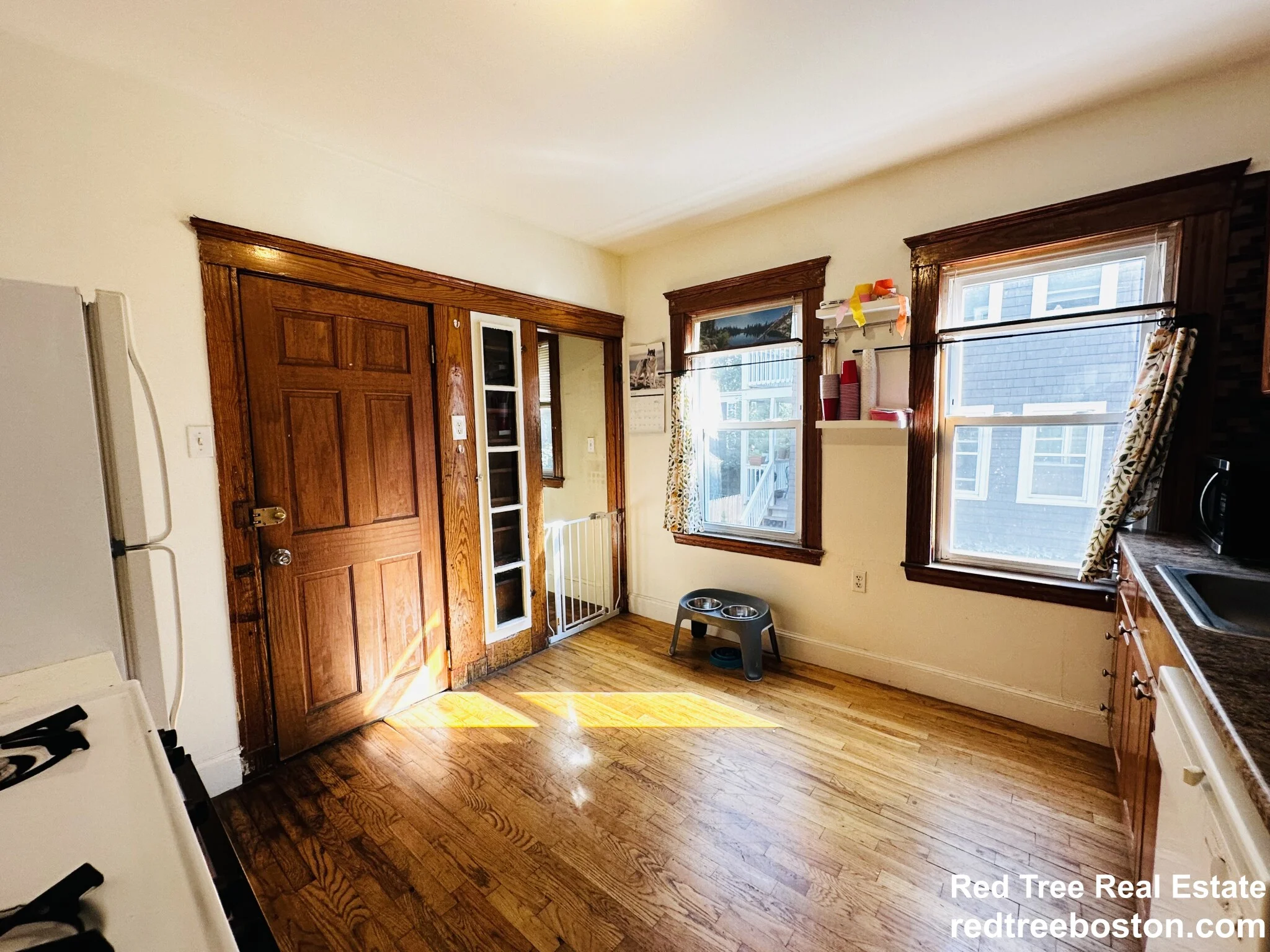 12 Saint Peter St, Jamaica Plain