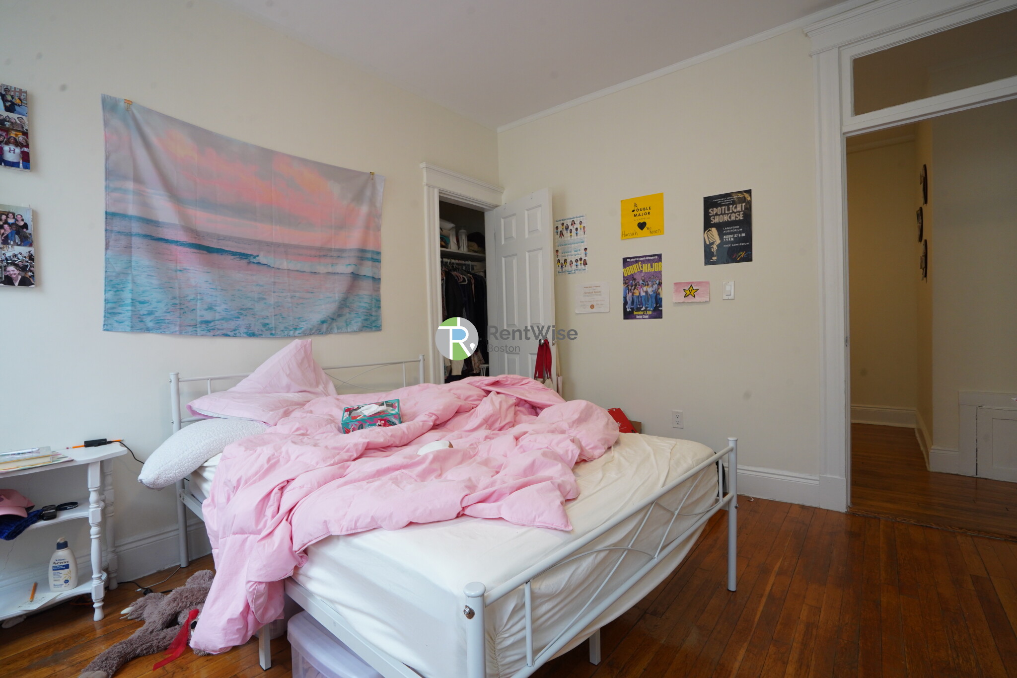 42 Strathmore Rd, Brighton