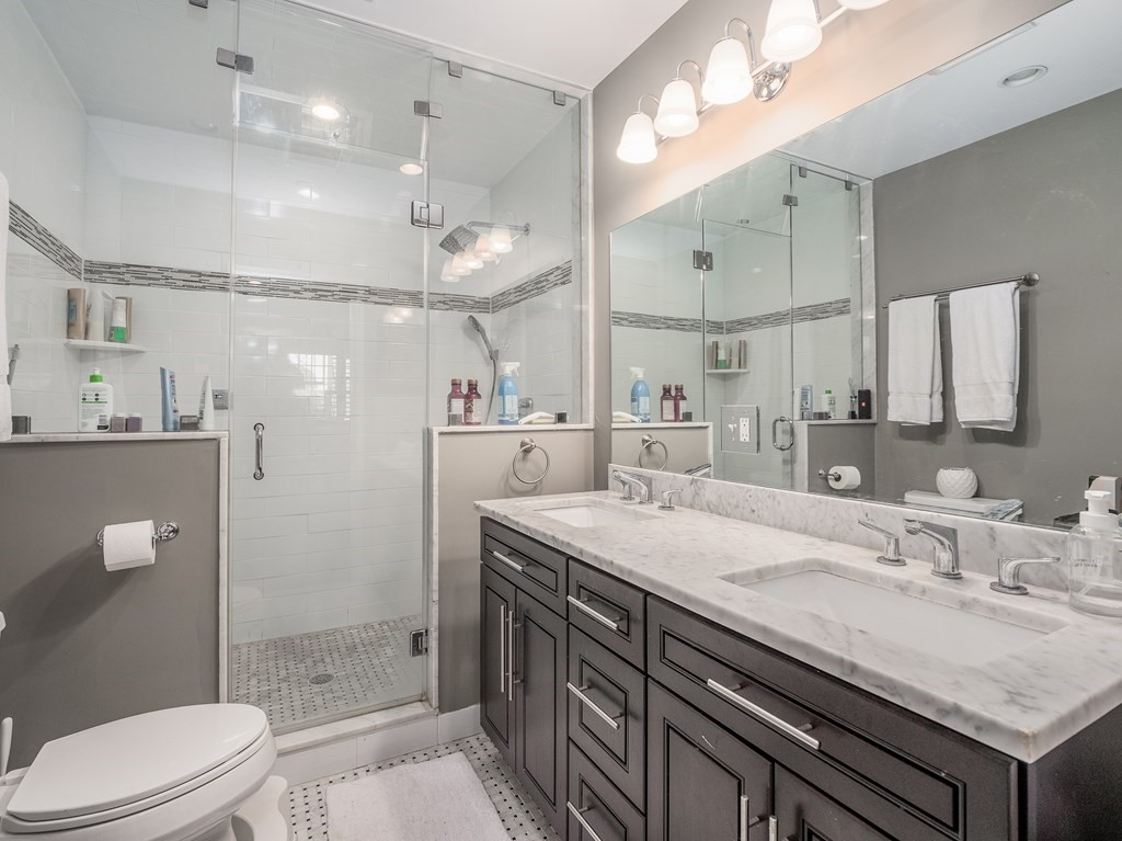 350 West Broadway, South Boston