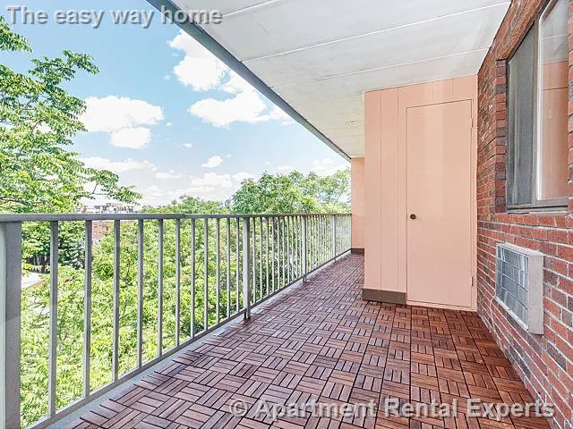 31 Harris St, Other