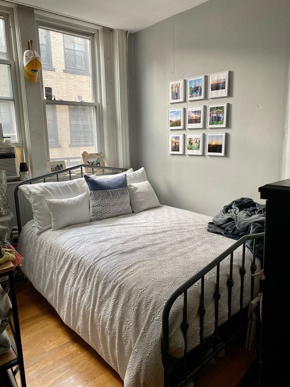 115 Salem St, North End