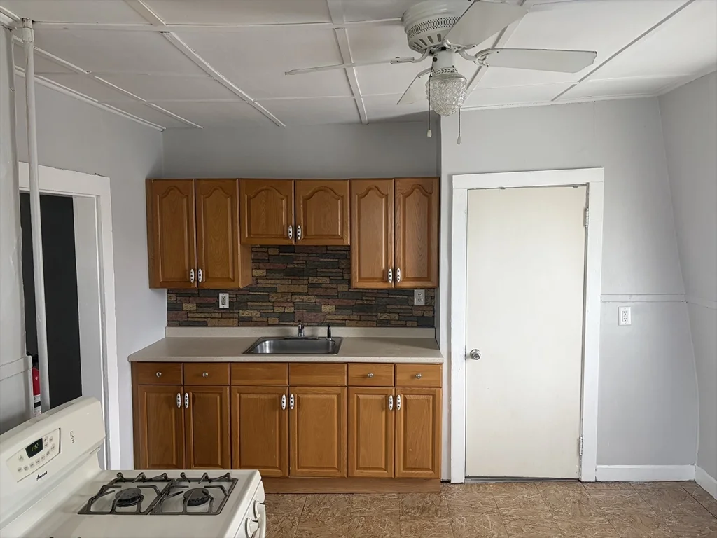 127 Court St, Downtown