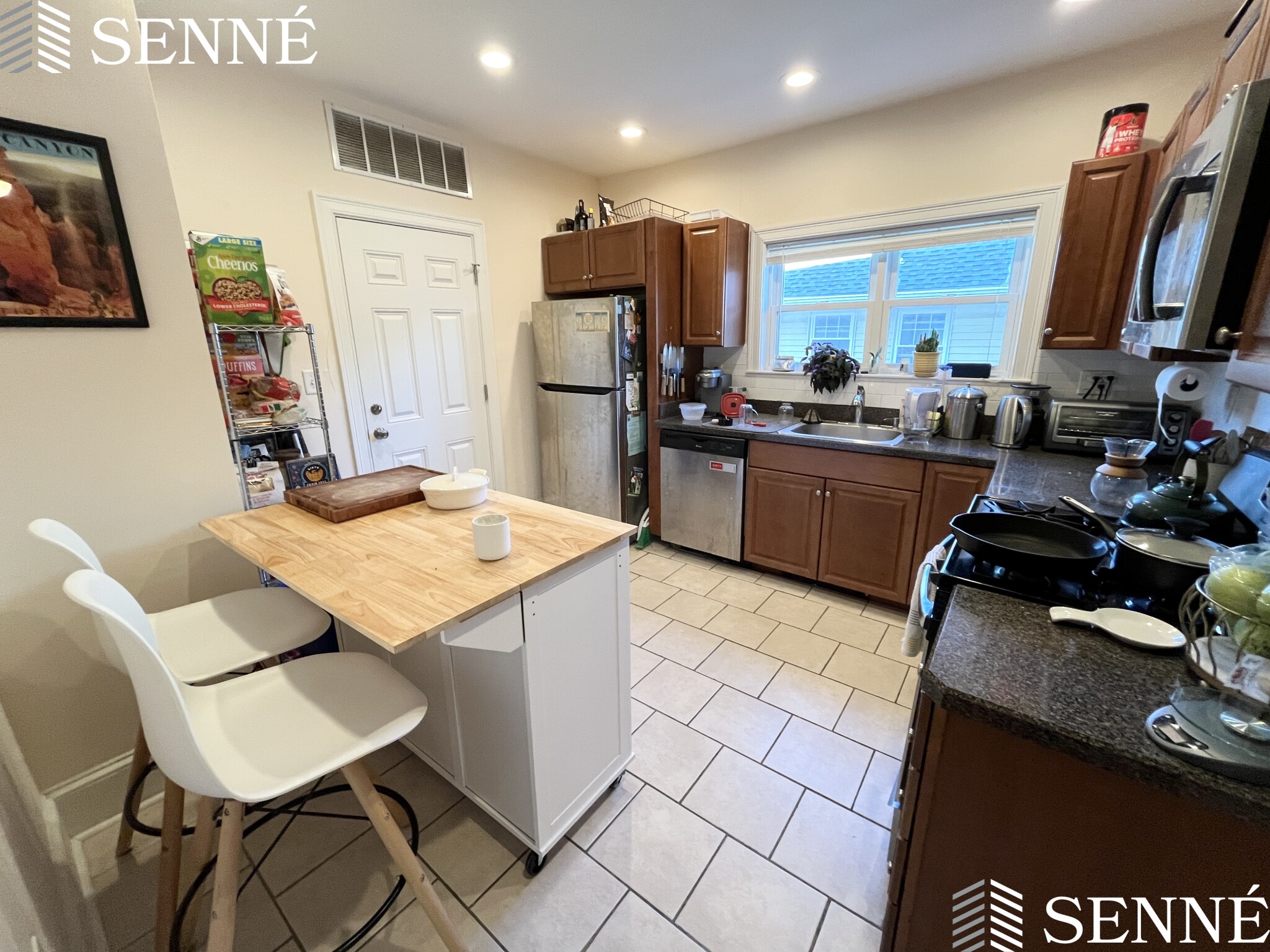 24 Willard Ave, South Medford