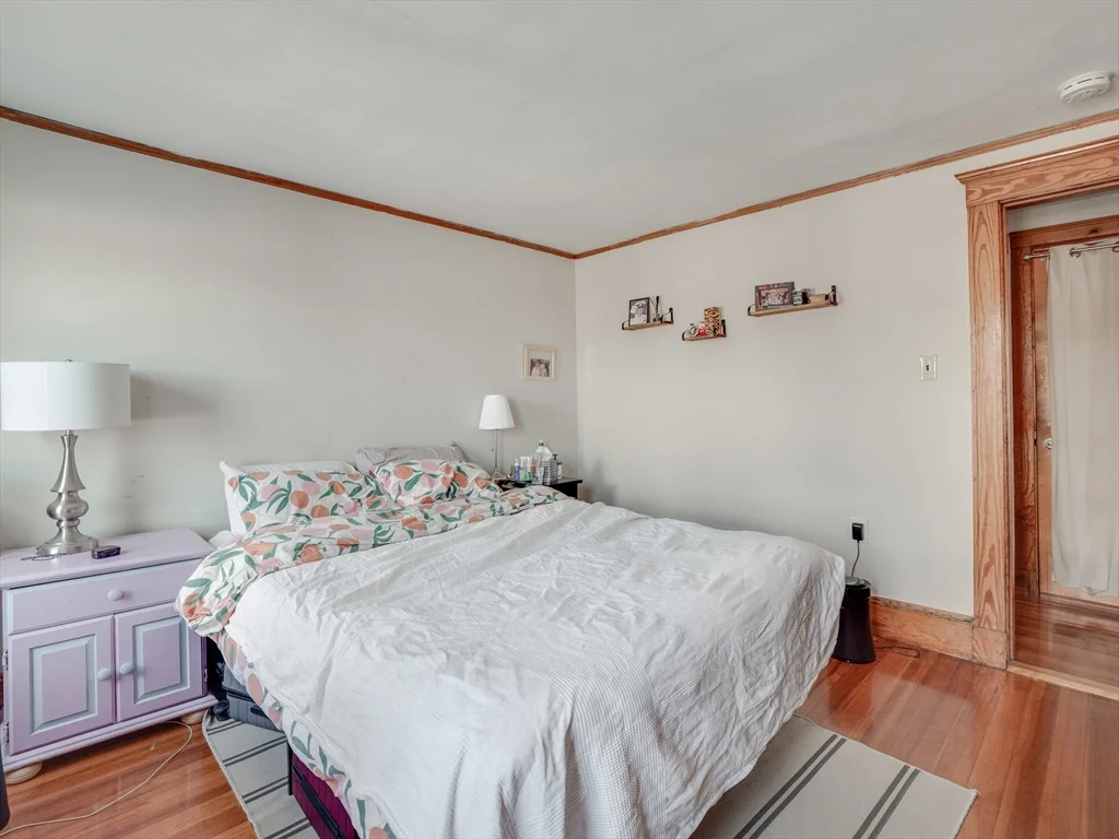 60 Powder House Blvd, Tufts