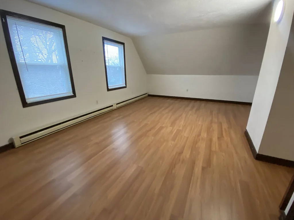 41 Hancock Ave, Medford
