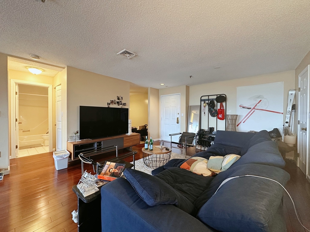 3920 Mystic Valley Pkwa, Medford