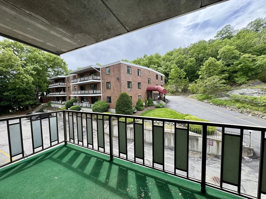 80 North Warren, Woburn